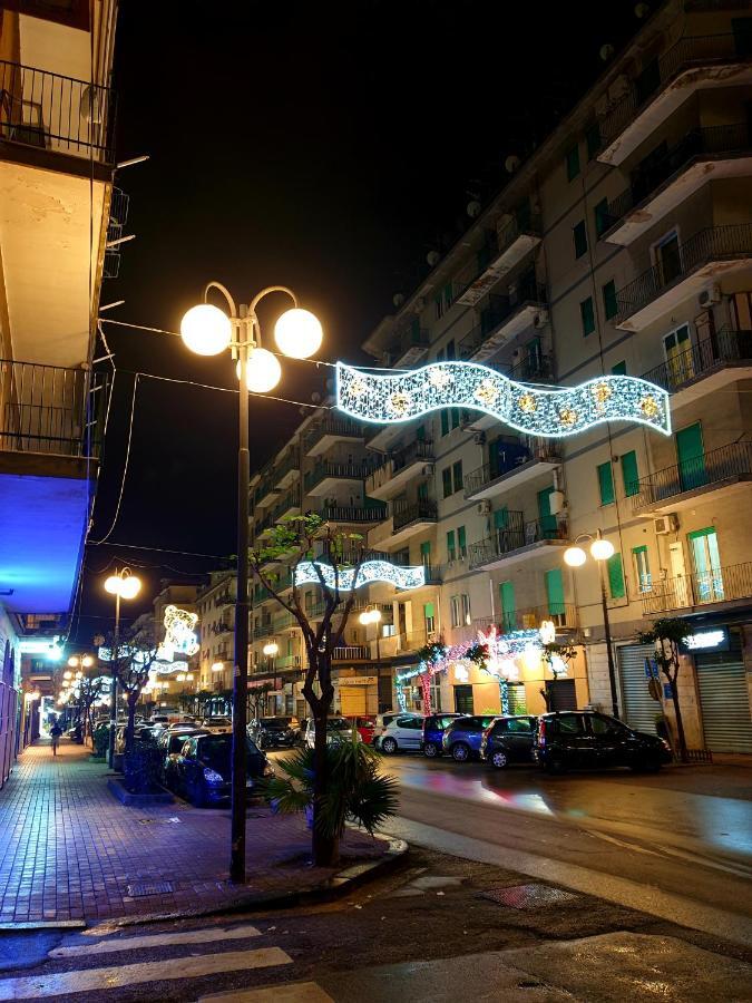 Domus Salerno Apartment Bagian luar foto