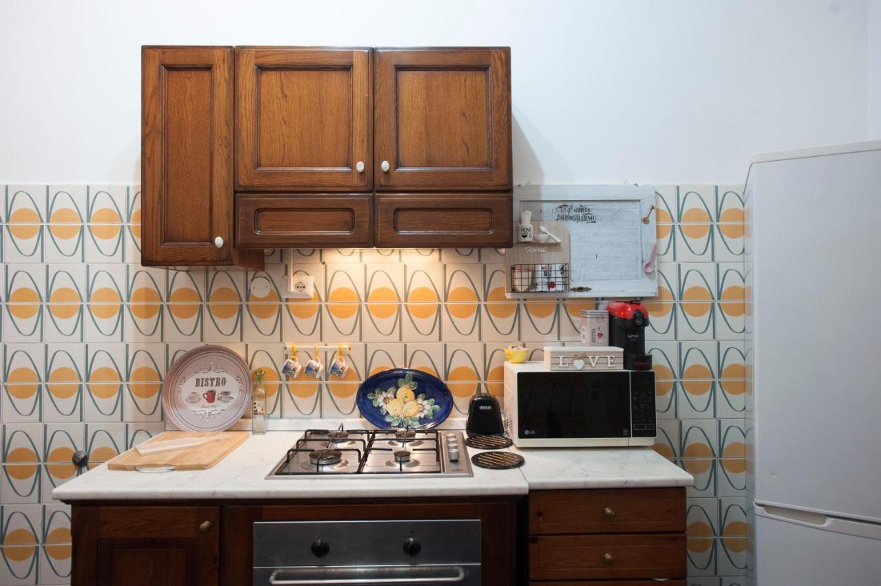 Domus Salerno Apartment Bagian luar foto